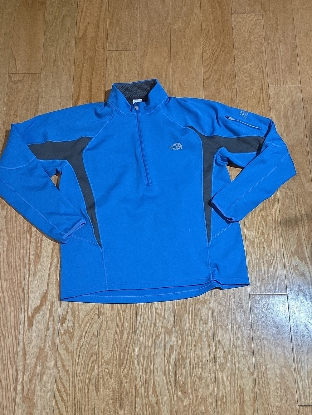 The North Face Flight Series Pullover Men's Sz L Blue Black Quarter Zip long Slv